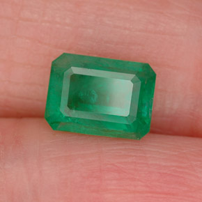 0.93 ct Green Emerald Stone, Natural Emerald in Octagon Facet Shape for Sale