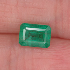 0.87 ct Green Emerald Gemstone, Emerald Gem in Octagon Facet Shape for Sale.