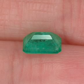 Emerald Gemstone in 7 x 5 mm (calibrated) Size for Sale, Emerald Stone in Green Color