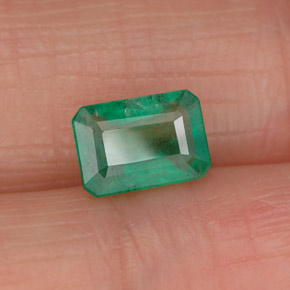 0.94 ct Green Emerald Stone, Natural Emerald in Octagon Facet Shape for Sale