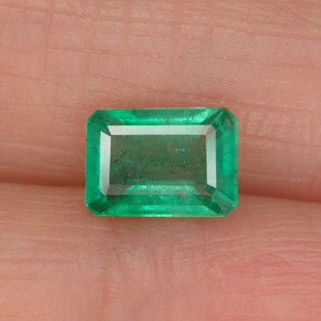 1.00 ct Green Emerald Gemstone, Emerald Gem in Octagon Facet Shape for Sale.