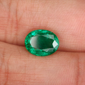 1.58 ct Green Emerald Stone, Natural Emerald in Oval Facet Shape for Sale