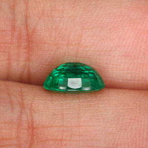 Emerald Gemstone in 8.7 x 6.7 mm Size for Sale, Emerald Stone in Green Color