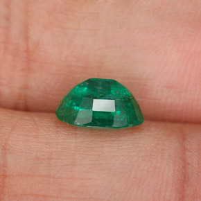 Emerald Gemstone in 8.8 x 6.3 mm Size for Sale, Emerald Stone in Green Color