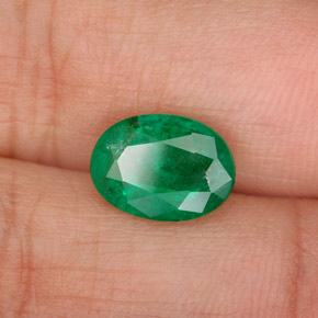 1.95 ct Green Emerald Stone, Natural Emerald in Oval Facet Shape for Sale
