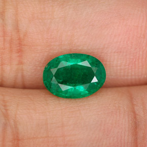 1.37 ct Green Emerald Gemstone, Emerald Gem in Oval Facet Shape for Sale.