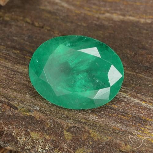 1.07 ct Green Emerald Stone, Natural Emerald in Oval Facet Shape for Sale