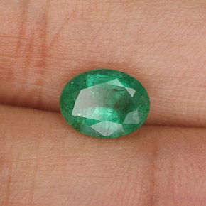 1.32 ct Green Emerald Stone, Natural Emerald in Oval Facet Shape for Sale