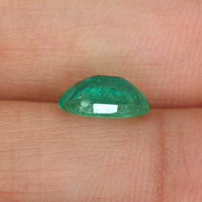 Emerald Gemstone in 8 x 6 mm (calibrated) Size for Sale, Emerald Stone in Green Color