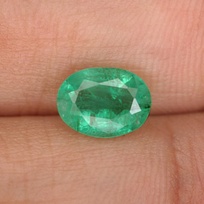 1.33 ct Green Emerald Gemstone, Emerald Gem in Oval Facet Shape for Sale.