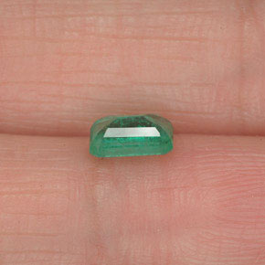 Emerald Gemstone in 6 x 4 mm (calibrated) Size for Sale, Emerald Stone in Green Color