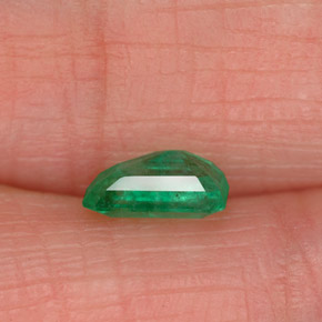 Emerald Gemstone in 6 x 4 mm (calibrated) Size for Sale, Emerald Stone in Green Color