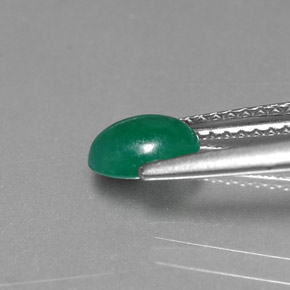 Emerald Gemstone in 6.5 x 5.1 mm Size for Sale, Emerald Stone in Green Color