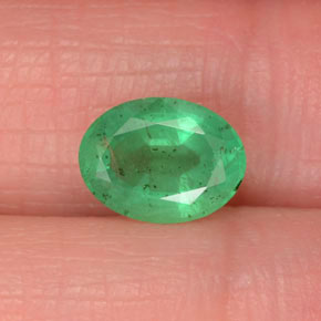 1.17 ct Green Emerald Gemstone, Emerald Gem in Oval Facet Shape for Sale.