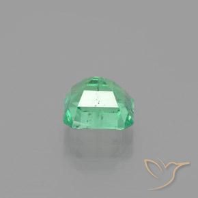Emerald Gemstone in 7.3 x 7 mm Size for Sale, Emerald Stone in Cool Green Color