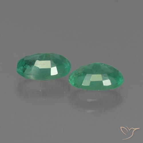 Emerald Gemstones in 7 x 5 mm (calibrated) Size for Sale, Emerald Stones in Medium Green Color