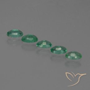 Emerald Gemstones in 5.1 x 3.3 mm Size for Sale, Emerald Stones in Medium Green Color
