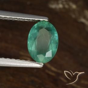 0.92 ct Green Emerald Stone, Natural Emerald in Oval Facet Shape for Sale