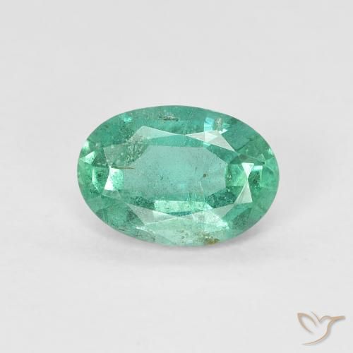 Esmeralda Verde Forma ovalada de 0.64 ct de Zambia, dimensión 7 x 4,9mm, piedra preciosa natural Aceitado, claridad si, Esmeralda de 1 pieza en color Verde frío, dureza Mohs de 7.5 - 8 Adecuado para joyas de uso diario, Piedra del amor exitoso, Photo A