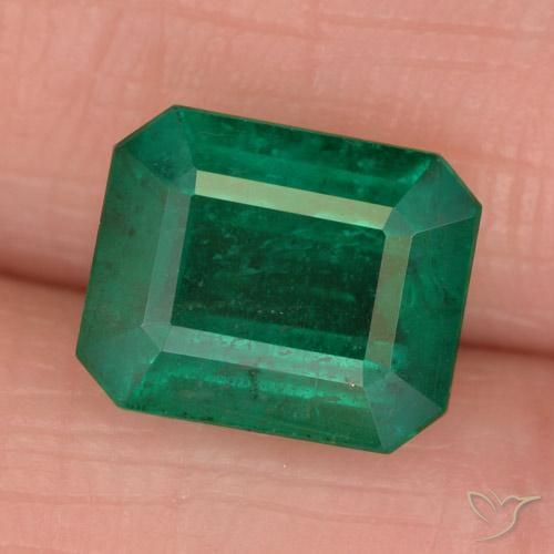 0.30ct Natural Shamrock Green Emerald, Octagon / Emerald Cut, SI 0.30ct Natural Shamrock Green Emerald, Octagon / Emerald Cut, SI