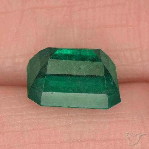 Emerald Gemstone in 9.4 x 7.7 mm Size for Sale, Emerald Stone in Forest Green Color