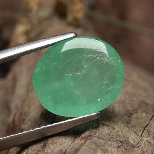 Emerald Gemstone in 13 x 11 mm (calibrated) Size for Sale, Emerald Stone in Pistachio Green Color