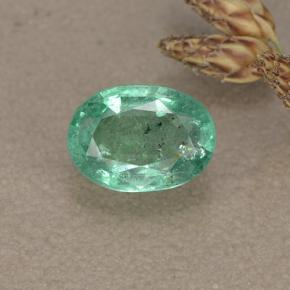 Light Green Emerald Gem - 0.8ct Oval Facet (ID: 498694)