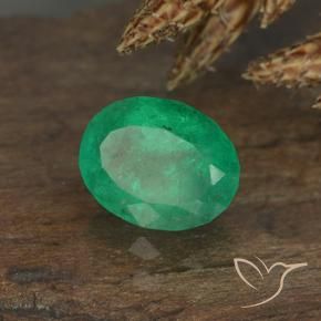 0.88 ct Green Emerald Stone, Natural Emerald in Oval Facet Shape for Sale