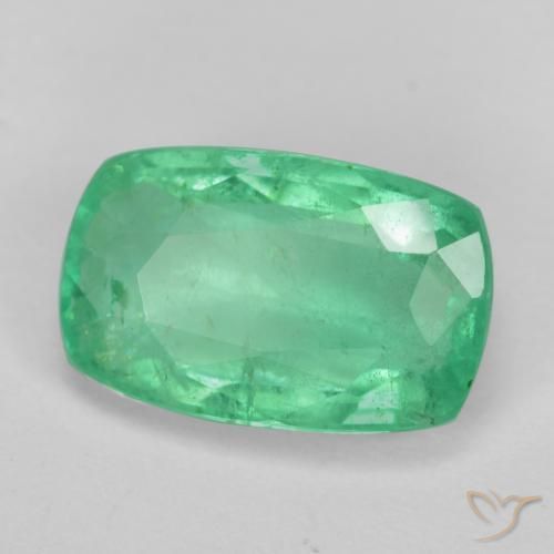 2.31 ct Green Emerald Stone, Natural Emerald in Cushion-Cut Shape for Sale