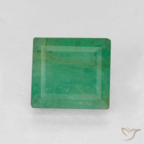 Medium light Green Emerald Gem - 0.6ct Baguette Facet (ID: 572922)