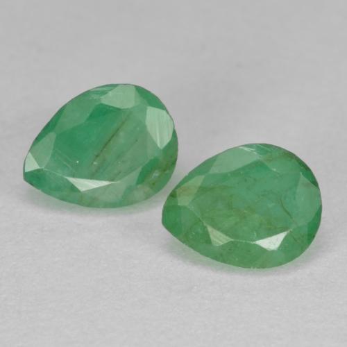 Light Cool Green Emerald Gem - 0.6ct Pear Facet (ID: 585484)
