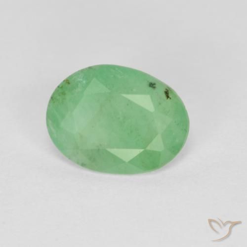 0.66 ct Green Emerald Stone, Natural Emerald in Oval Mixed Cut Shape for Sale