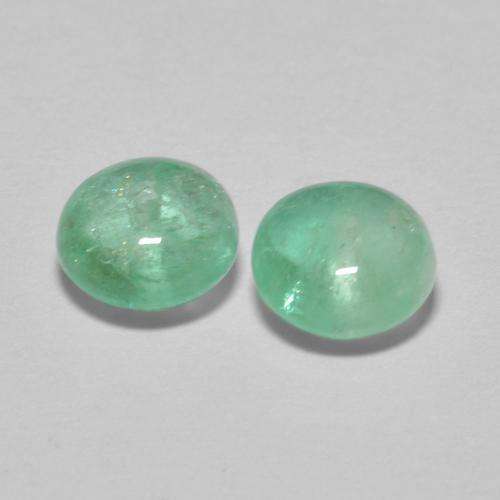 Emerald Gemstones in 5.5 mm (calibrated) Size for Sale, Emerald Stones in Light Green Color