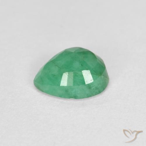 Emerald Gemstone in 5.5 x 4.4 mm Size for Sale, Emerald Stone in Medium Green Color