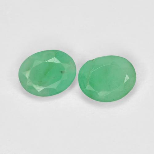 Ярко-зеленый Изумруд Камень - 0.3ct Фасетный Овал (ID: 624121)