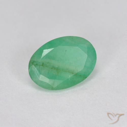 0.67 ct Green Emerald Stone, Natural Emerald in Oval Facet Shape for Sale