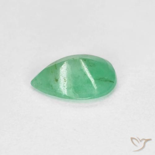 Emerald Gemstone in 7 x 5 mm (calibrated) Size for Sale, Emerald Stone in Fern Green Color