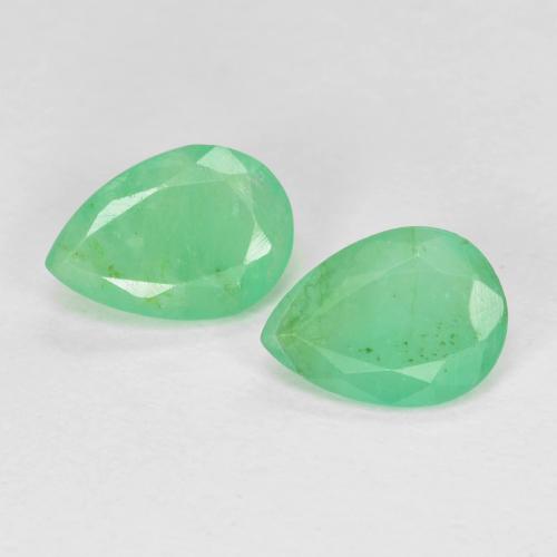 Pale Yellowish Green Emerald Gem - 0.5ct Pear Facet (ID: 626260)
