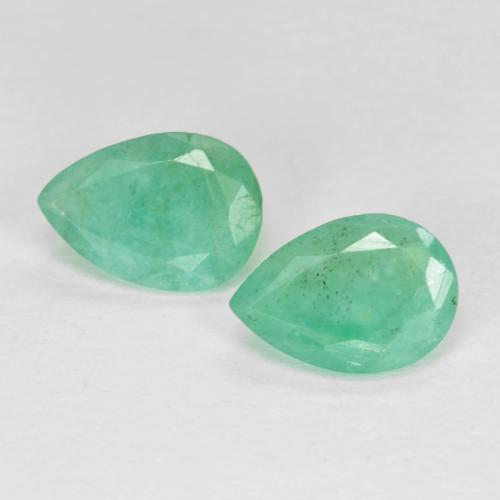 Medium Green Emerald Gem - 0.6ct Pear Facet (ID: 626261)