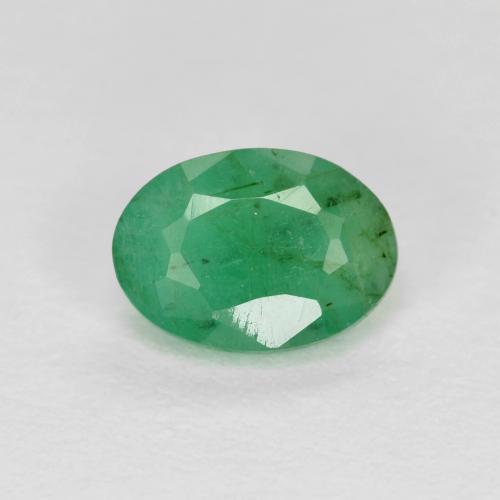 Medium Green Emerald Gem - 0.7ct Oval Facet (ID: 626265)