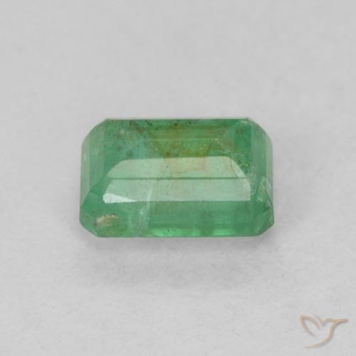 Emerald Gemstone in 6 x 4 mm (calibrated) Size for Sale, Emerald Stone in Light Cool Green Color