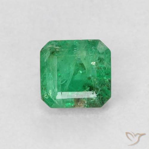 Émeraude Octogone / coupe Émeraude en damier des États-Unis 0,35 ct, dimension 4,2 x 4mm, pureté si, pierre gemme naturelle huilé, 1 pièce d'émeraude de couleur Vert moyen, dureté Mohs de 7.5 à 8 convient aux bijoux de tous les jours, pierre de sagesse, Symbolise la fertilité et la renaissance, Photo A