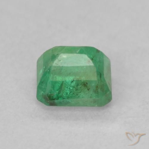 Emerald Gemstone in 4 x 4 mm (calibrated) Size for Sale, Emerald Stone in Shamrock Green Color