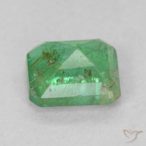 Emerald Gemstone in 5.1 x 4.2 mm Size for Sale, Emerald Stone in Medium Green Color