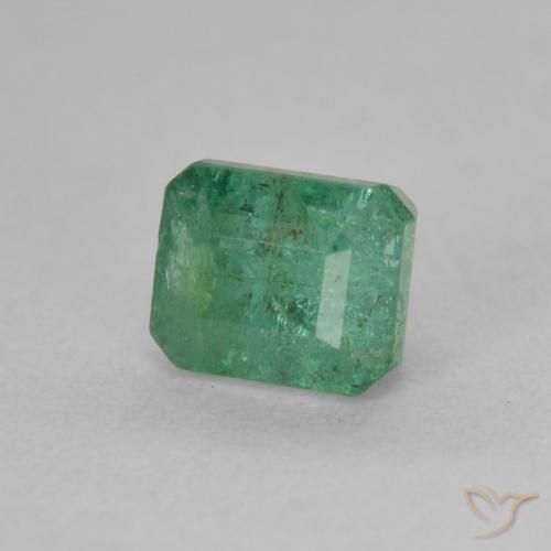 0.89 ct Green Emerald Stone, Natural Emerald in Octagon Step Cut Shape for Sale