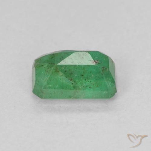 Emerald Gemstone in 6 x 4 mm (calibrated) Size for Sale, Emerald Stone in Medium Green Color