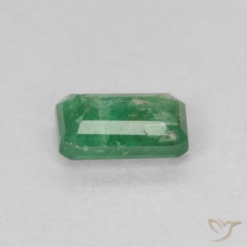 Emerald Gemstone in 6 x 4 mm (calibrated) Size for Sale, Emerald Stone in Medium Green Color