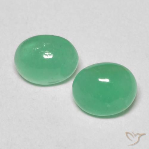 0.72ctw Natural Shamrock Green Emerald, Oval, Translucent