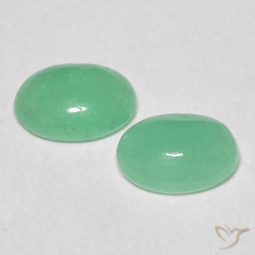 Emerald Gemstones in 6 x 4 mm (calibrated) Size for Sale, Emerald Stones in Fern Green Color