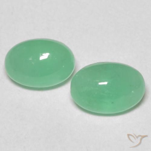 0.78 ct Oval Cabochon Emerald, 5.6 x 3.8 mm From Colombia, Photo A